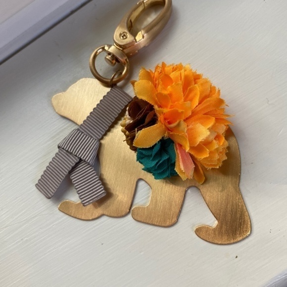 Anthropologie Well Dressed Animal Bear Keychain - Picture 3 of 5